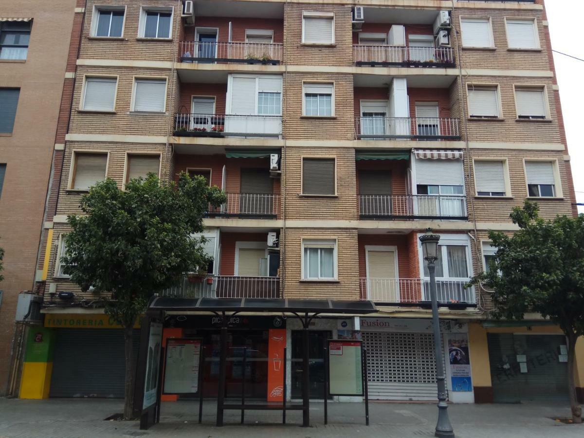 Burjassot Mestalla バレンシア エクステリア 写真