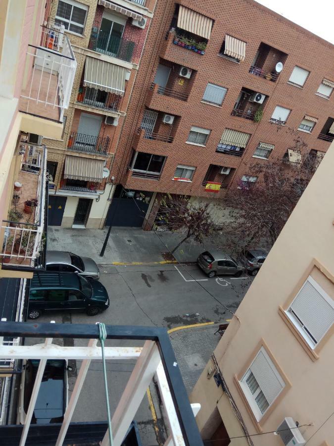 Burjassot Mestalla バレンシア エクステリア 写真